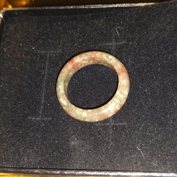 Stone ring - Picture 3 of 3